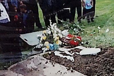 Robert Mas Burial (1)
