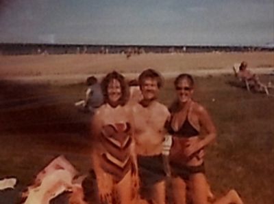 Frank Lynn and Rene on beach

