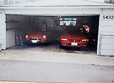 Franks garage with MGB and Stratus
